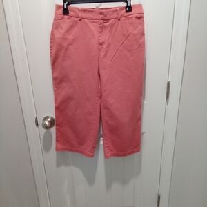 Dockers Women's Size 8 Petite Coral Pink Chino Style Capris